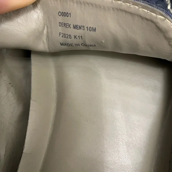 Calvin Klein navy blue loafers, size 10 (Men’s) - Picture 4 of 4